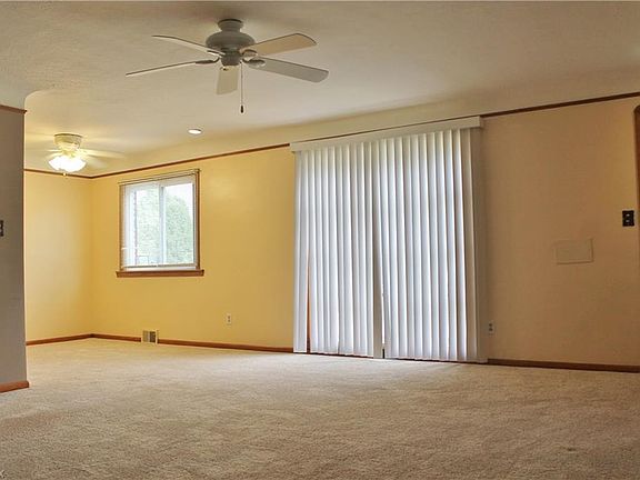2nd image of 11700 Glamer Dr