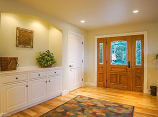 12947 Willow Valley Rd, Nevada City, CA 95959