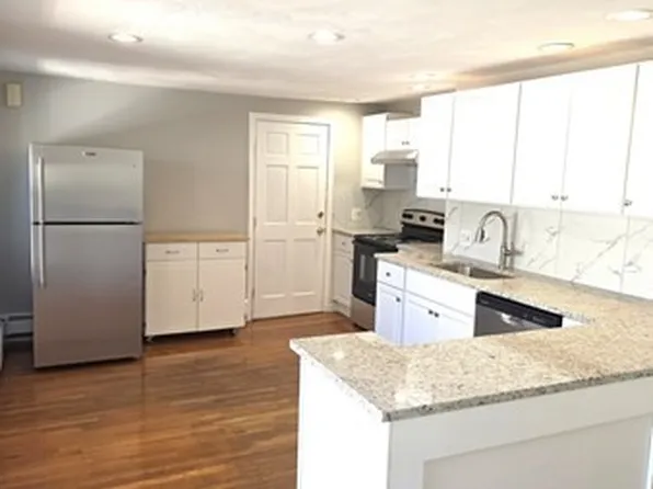 125 Washington St #2, Peabody, MA 01960