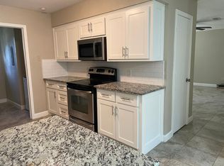 1004 Locust St, Fort Worth, TX 76102