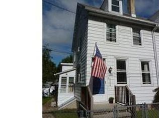 26 Chestnut St, Lumberton, NJ 08048