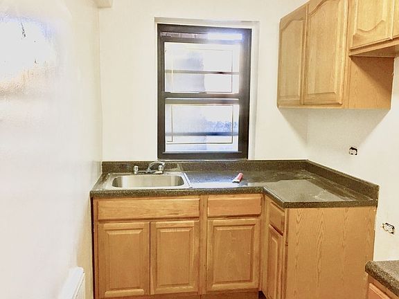 3rd image of 2705 Kings Hwy #2K