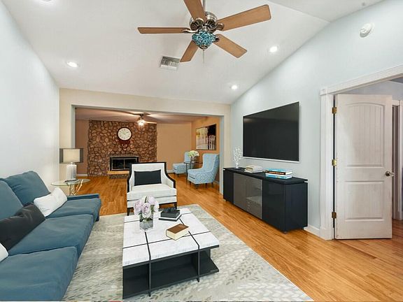 4th image of 458 Quail Dr