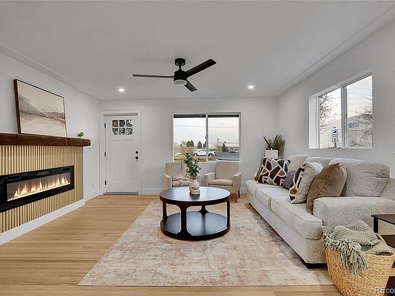 4th image of 1540 W 52nd Avenue
