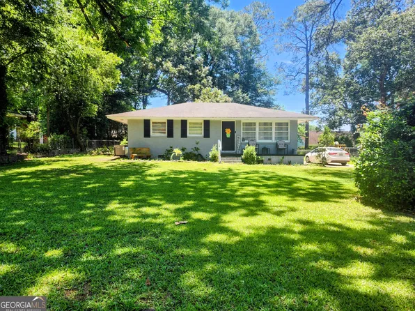 606 Valley Dr, Americus, GA 31709