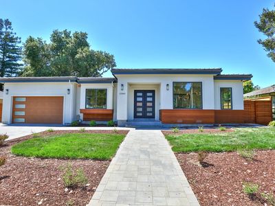 21868 Oakview Ln, Cupertino, CA, 95014