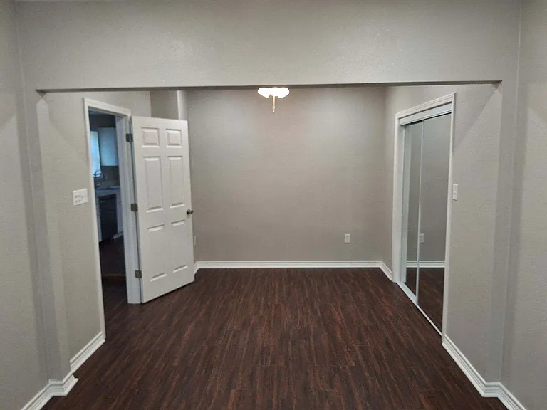 402 Azalea Dr — Photo 12