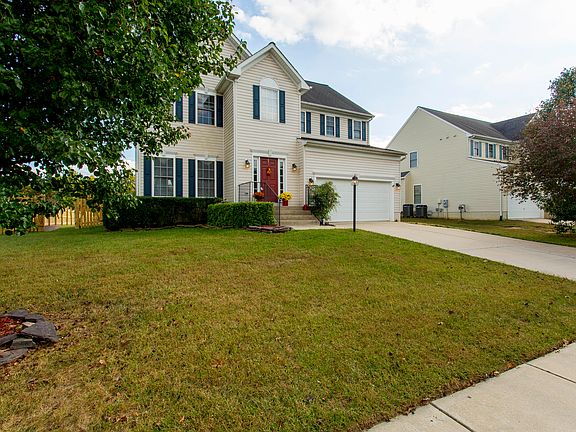 3rd image of 10021 Betsy St