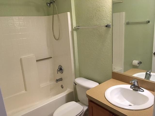 1st image of 4605 Midland St