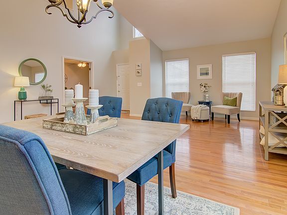 5th image of 6776 Trillium Ct