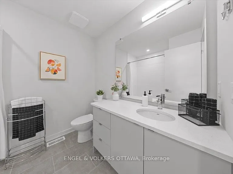 699 Honeydew St — Photo 25
