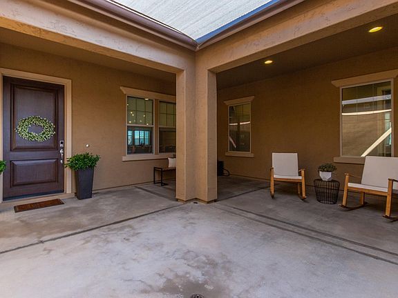 5th image of 3981 S Granite Dr