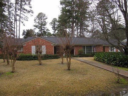 1st image of 1003 Lawton Cir