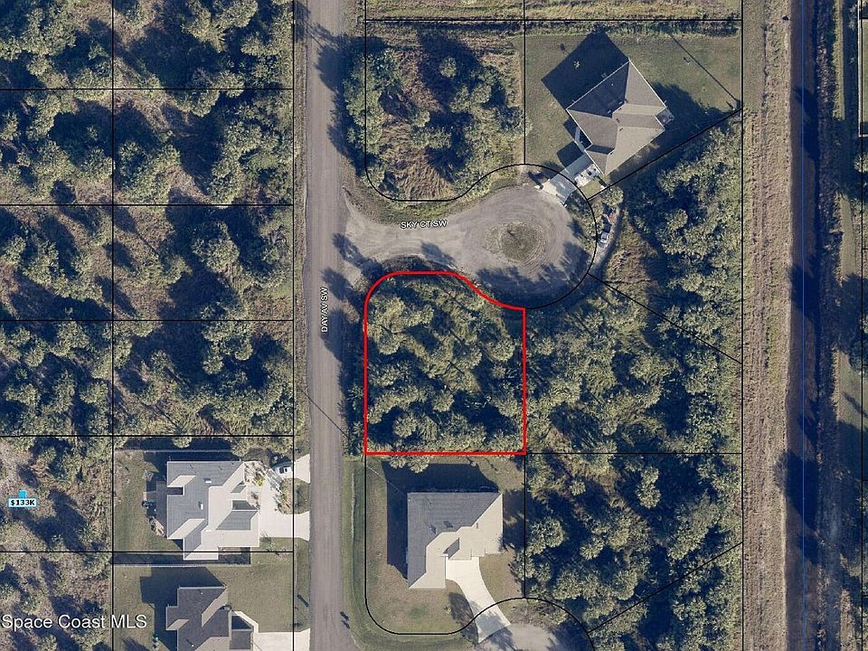 2nd image of 656 Sky Ct SW