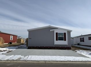 6266 Princess Blvd, Fenton, MI 48430