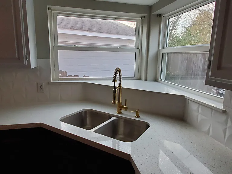 5747 Malcomboro Dr — Photo 5