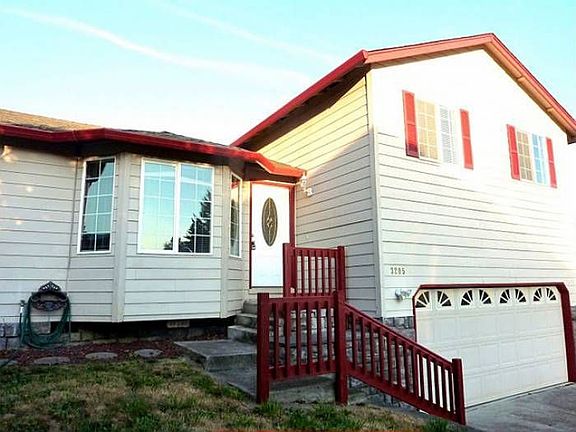 2nd image of 3205 NE 140th Ave