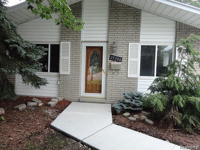 1st image of 25500 W Warren St