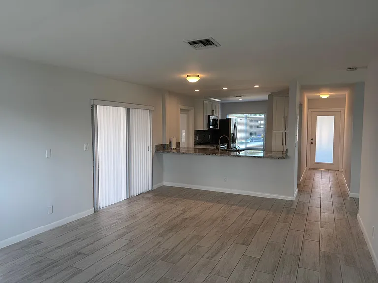 14747 Wildflower Ln — Photo 9