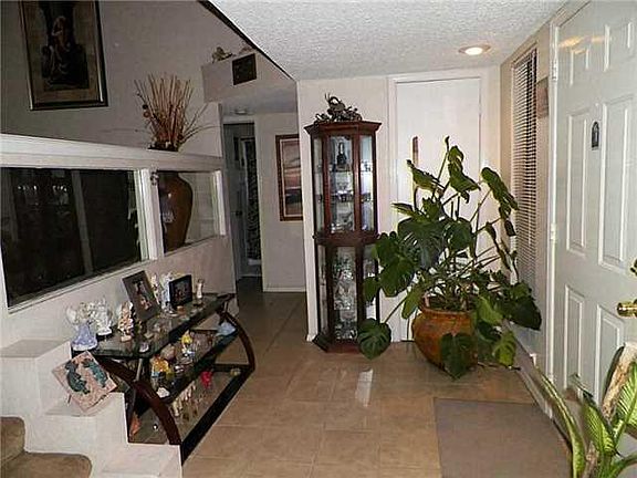 2nd image of 11417 Lake Tana Dr