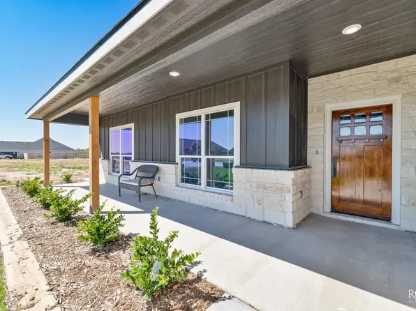4529 Old Stone Dr, San Angelo, TX 76904