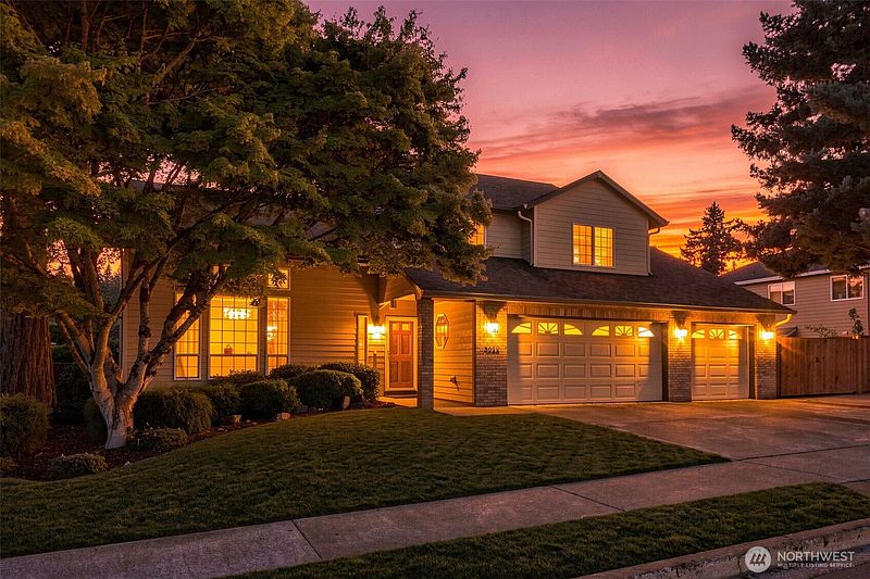 2nd image of 2533 NW 45th Avenue