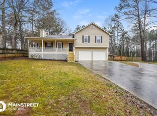 390 Deering Dr, Douglasville, GA 30134