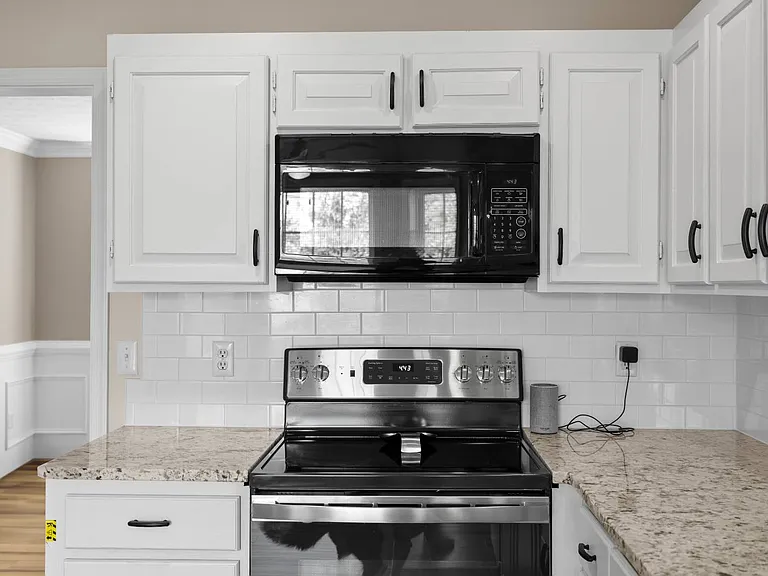 48 Boyington Blvd — Photo 11