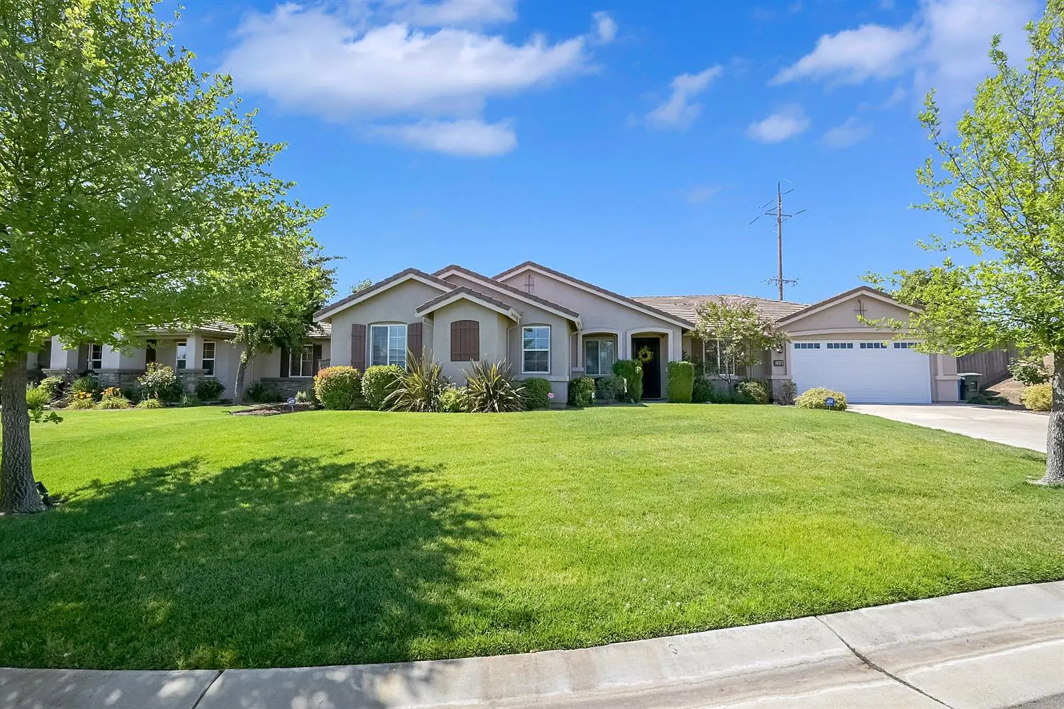2008 Abelia Ct photo 1