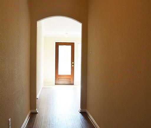 4th image of 6914 Sterling Meadow Dr