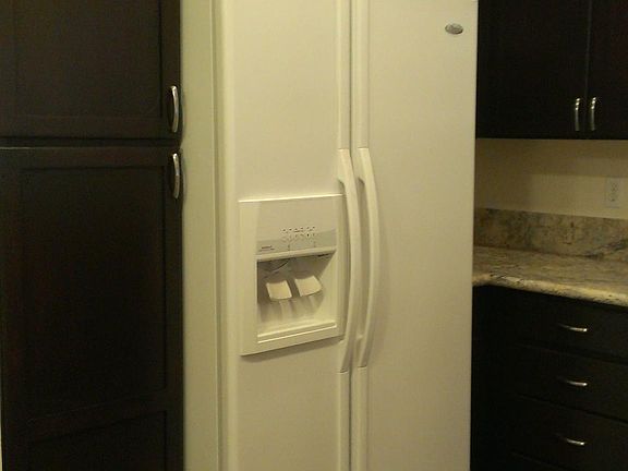 4th image of 6400 Crescent Park E