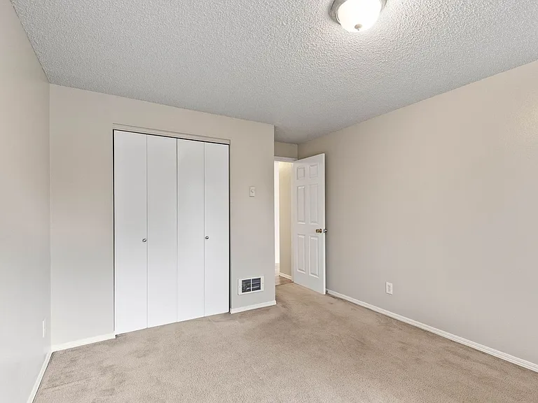 731 S Hatch St — Photo 9