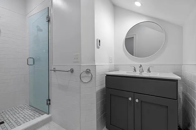 "Kensington" - 1BR / 1 BA @ 3 Park St