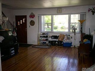 2nd image of 126 John St