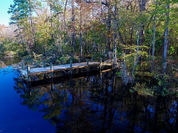 5th image of River Bluff Dr