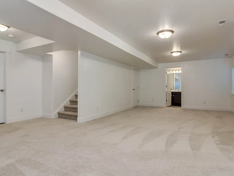 117 N Lasalle Dr — Photo 21