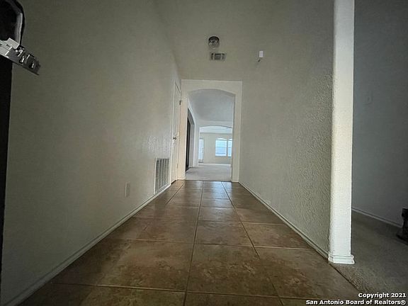 4th image of 5514 Tomas Cir