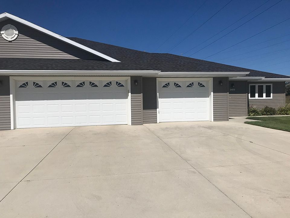 2nd image of 3405 Nebraska Dr