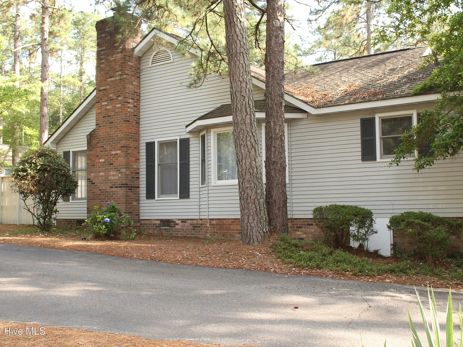 2 bed, 2.0 bath, 1530 sqft, $1,800 — Photo 3
