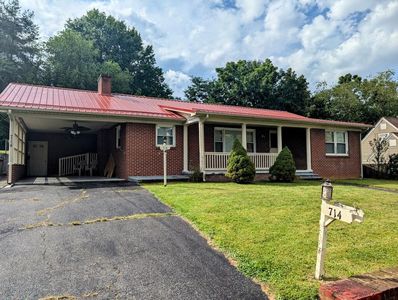 714 Glendale Rd, Galax, VA, 24333