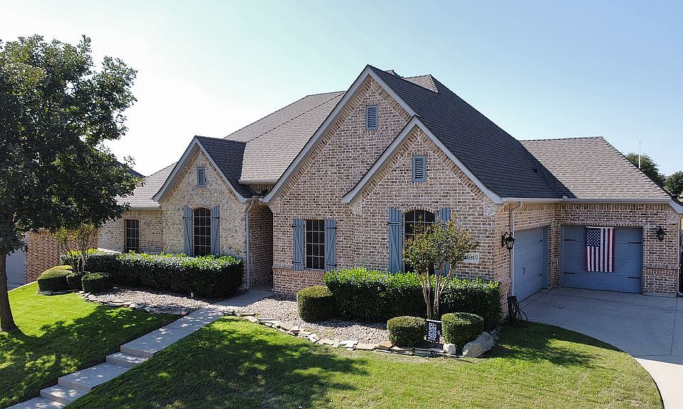 11049 Fernbury Dr