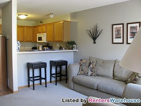 2nd image of 540 Aqua Cir
