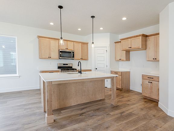5th image of 1060 N Canvasback Dr #405
