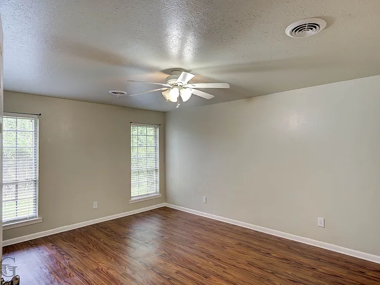 2829 Doles Pl — Photo 8