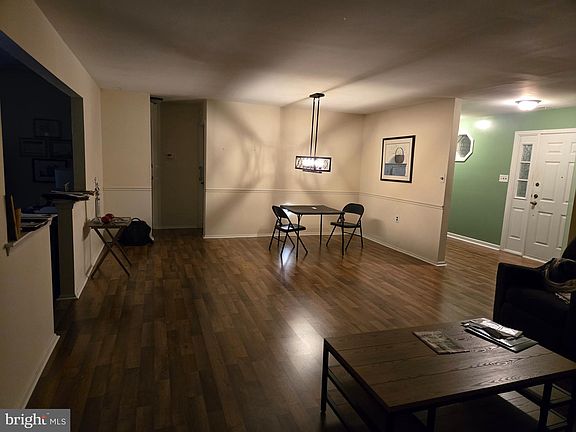 4th image of 16 Knollwood Dr