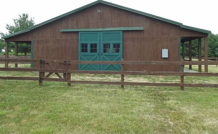 Barn