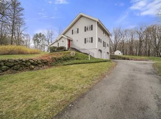 24 Pleasant St, Sherborn, MA 01770