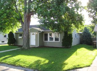 810 Phillip St, Auburn, IN 46706