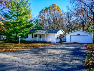 5711 Birch Rd, Caseville, MI, 48725