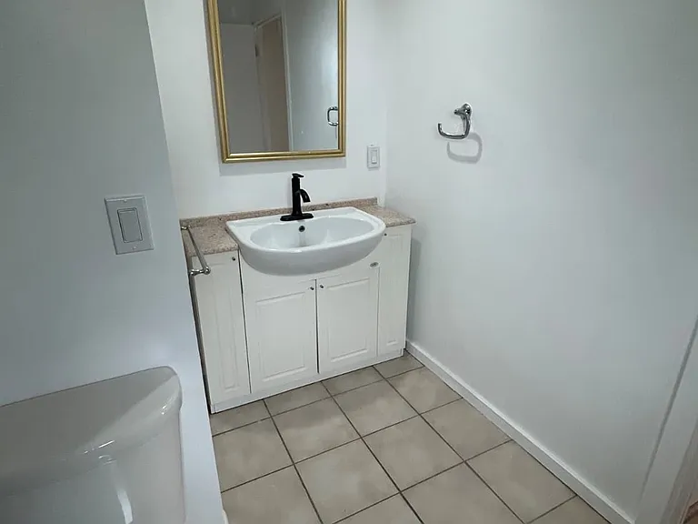 4950 Dunes Cir — Photo 11